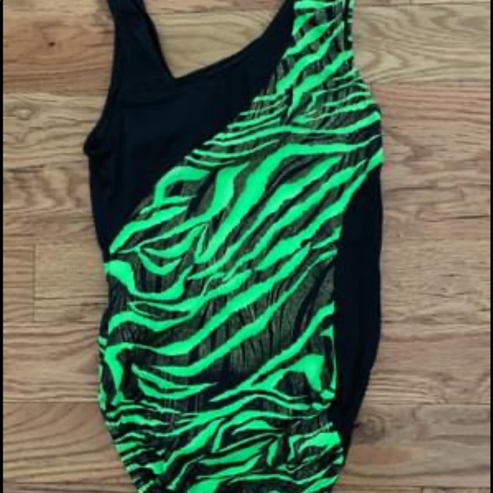 Gymnastics leotard